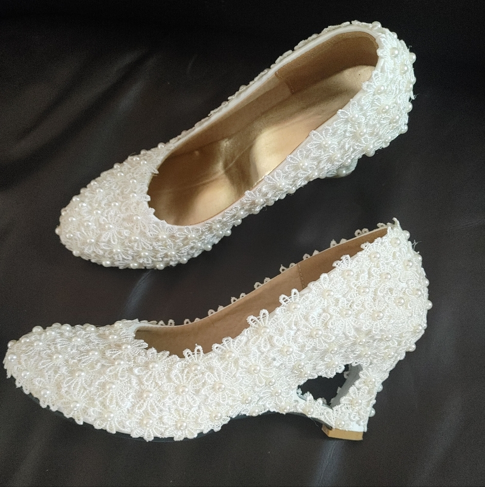 Women's 9.5 beaded wedding bridal high Heels shoes